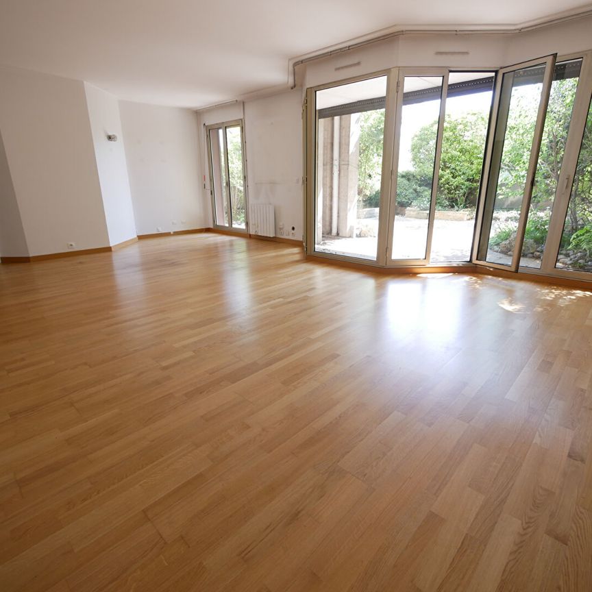 Location Appartement 5 pièces 105m² - Photo 1