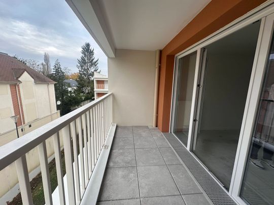 Spacieux T4 de 77 m² avec loggia à 500m de la gare de Nemours – Disponible en exclusivité ! - Photo 1