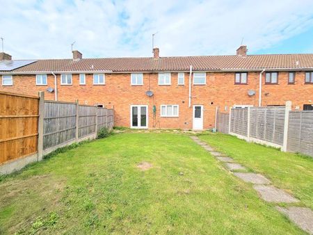 3 bedroom end of terrace house to rent - Photo 2