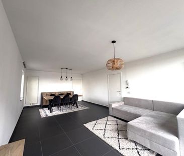 Appartement met 2 slpk + ruim zongericht terras - Photo 2