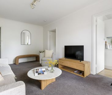 2/28 Elm Street, Hawthorn VIC 3122 - Apartment For Rent | Domain - Photo 3
