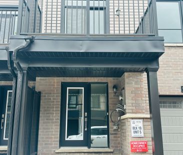 For Lease - 1136 Greentree Path, Oshawa, Ontario - Photo 6