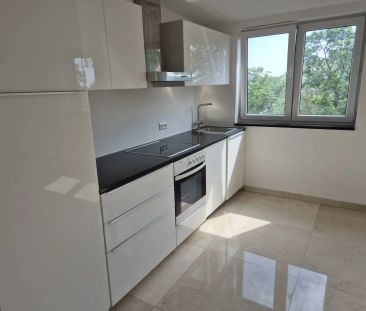 Dachgeschoßwohnung über dem Thermalbad Vöslau - luxuriöse Ausstattung - Photo 5