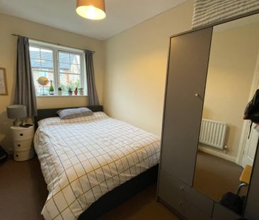 Warres Road, Somerset, Taunton - Photo 2