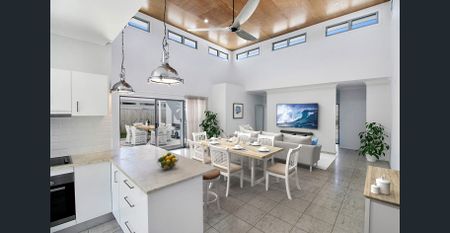 The Ultimate Beach House - Photo 5