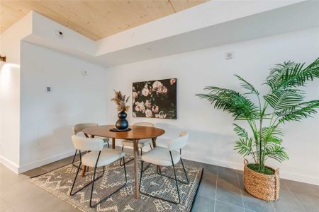 For Lease - 1598 Queen Street Unit# 302, Toronto, Ontario - Photo 5