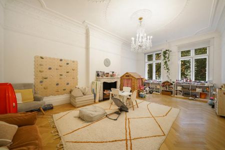 4 bedroom flat to rent - Photo 2