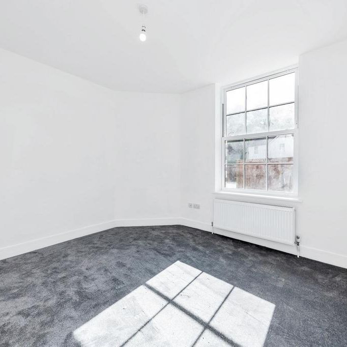 2 bedroom duplex to rent - Photo 1