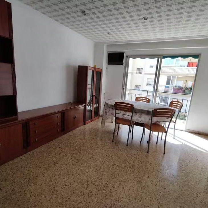 Calle Campoamor, Valencia, Valencian Community 46014 - Foto 1