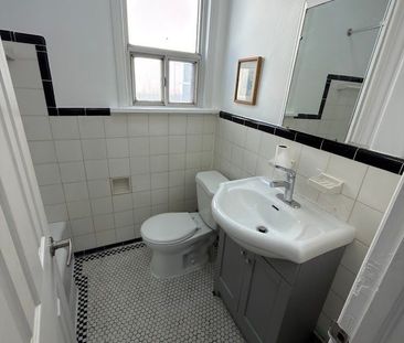 For Lease - 32 Belgravia Avenue Unit# Main, Toronto, Ontario - Photo 5