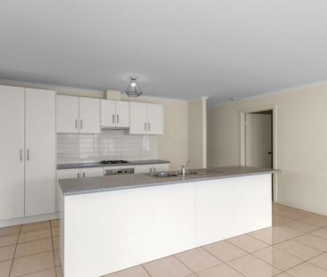 Modern Living - Photo 5