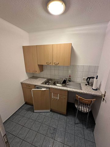 Pauschalmiete! Möbliertes 1-Zimmer-Apartment mit Tageslicht-Duschbad und Pantryküche in Strandnähe - Photo 2