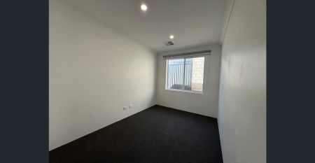 Beautiful Coastal Home in Catalina Beach Estate, Mindarie! - Photo 5