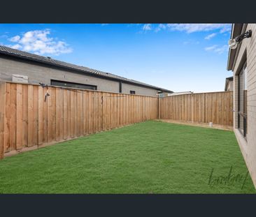 18 Quill Circuit, Kalkallo, Vic 3064 - Photo 5