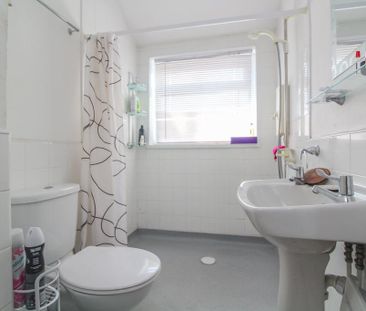 5 bedroom terraced house to rent - Photo 3