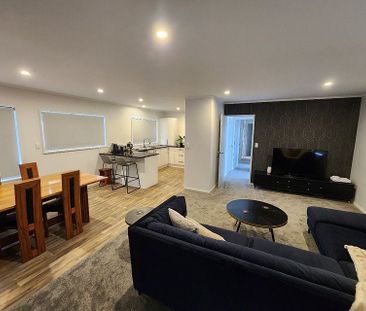 Recently renovated 3BR Home - Photo 6