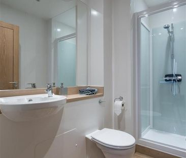 2 bedroom flat to rent - Photo 5