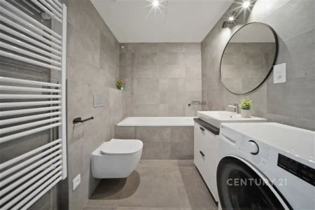 Pronájem moderního bytu 2+kk s balkonem, sklepem a možností parkování – Praha 12, Modřany - Photo 4