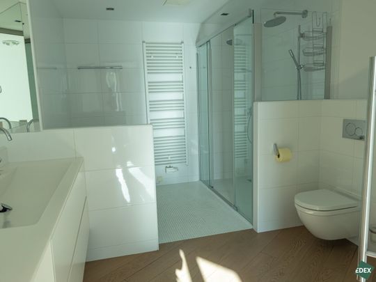 Wunderschöne 3,5-Zimmer-Wohnung mit großer Terrasse in Ruhelage - Photo 1