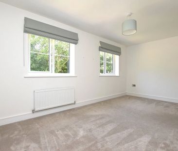 Fieldfare Crescent, Exmouth, Devon, EX8 - Photo 5