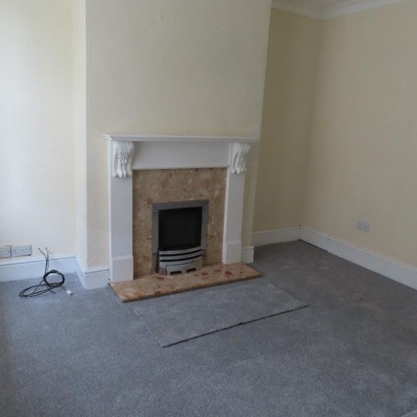 2 bed Terraced House, - Photo 1