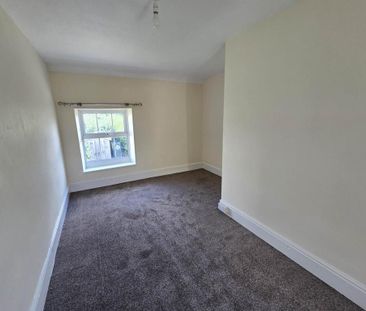 2 bedroom house to rent - Photo 2