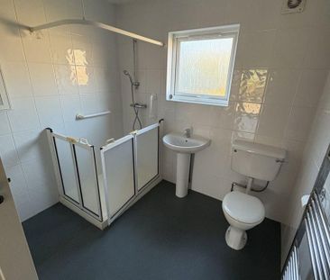 2 bedroom property to rent - Photo 6