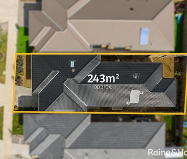 Modern Family Home - Photo 4