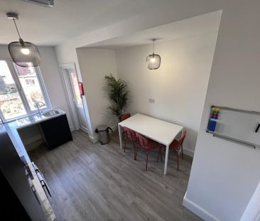 6 bedroom house share to rent - Photo 2