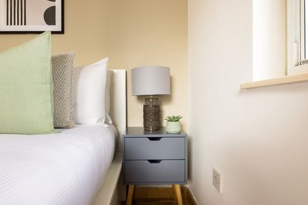 Whitecross Street - Photo 5