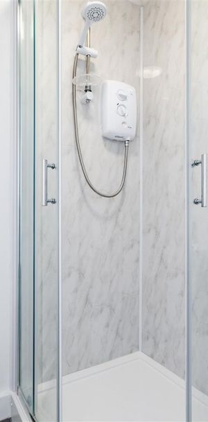 Seaside, Eastbourne - Photo 1