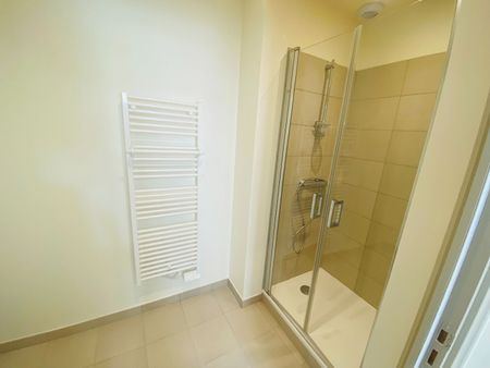 Location Appartement 2 pièces 54m² - Photo 4