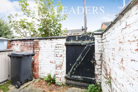 2 bedroom terraced to rent Solvay Road, CW8 - Photo 5