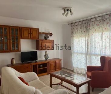 Alquiler de piso en Calle Pintor Cipriano Maldonado s/n - Photo 3