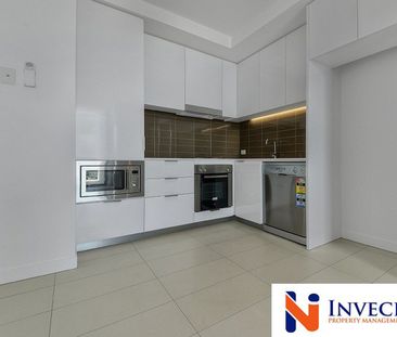 Level 16 - Modern One Bed Apartment for Rent with a Car Park - Photo 5