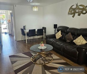 3 bedroom terraced house to rent - Photo 2