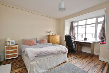 Percy Road, Guildford, Surrey, GU2 9PA - Photo 4