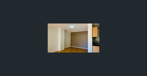 Spacious Apartment Plus Study - Photo 1