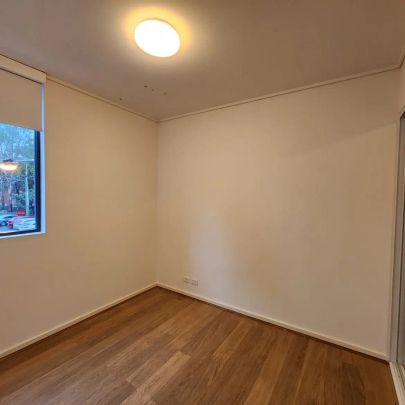 Timber Floored Two(2) Beds Two(2) Baths Plus Study - Washington Park - Riverwood - Photo 1