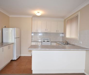 EXECUTIVE & SPACIOUS UNIT LIVING - Photo 5