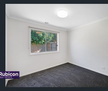 Spacious Family Living in a Prime Wallan Location - Photo 3