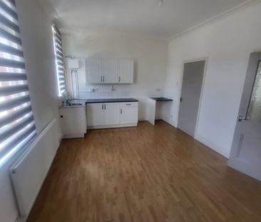 1 Bed Flat, Chester Road, B73 - Photo 4