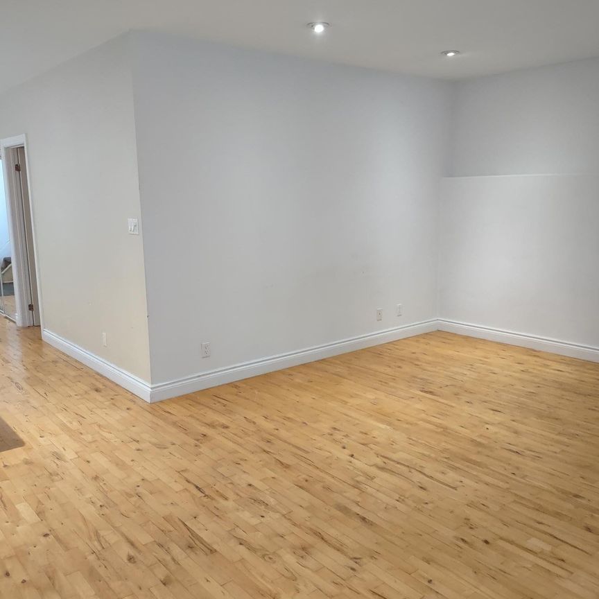 For Lease - 306 PRESLAND Road Unit# B, Overbrook - Castleheights and Area, Ontario - Photo 1