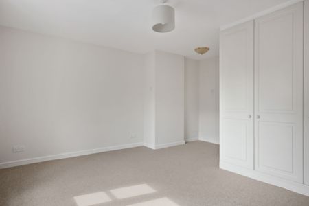 Farmcote, Wotton-under-Edge, Gloucestershire, GL12 7RP - Photo 5