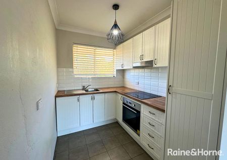 Fly High at Albatross - Photo 5