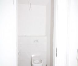 ++4-Zimmer- Wohnung im frisch modernisierten Mehrfamilienhaus++ - Photo 1