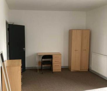 Large Double Room @ Five Bedroom Female Only share Phillips Parade,... - Photo 6