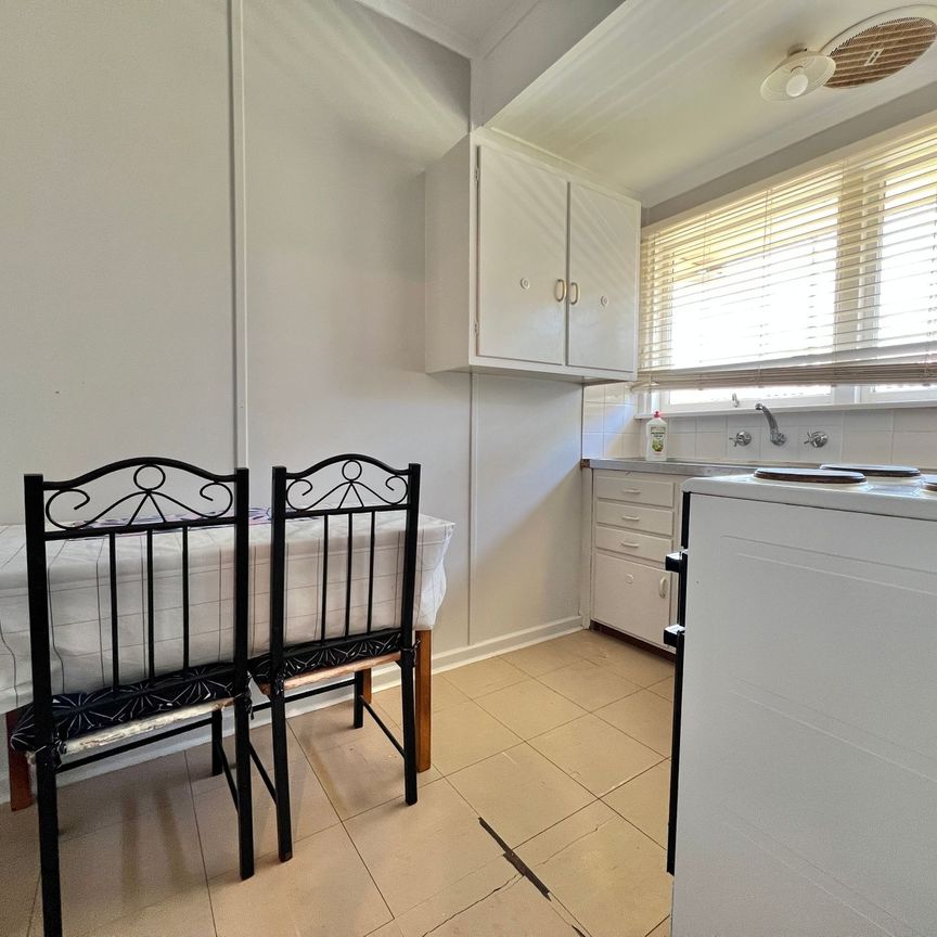 Century 21 Central West (02) 6862 1265 - Photo 1