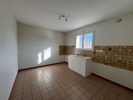 Location Appartement 2 pièces 59m² - Photo 5