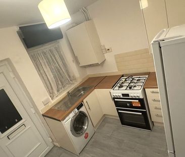 Flaxpiece Road, Clay Cross, Chesterfield, S45 9HB - Photo 3